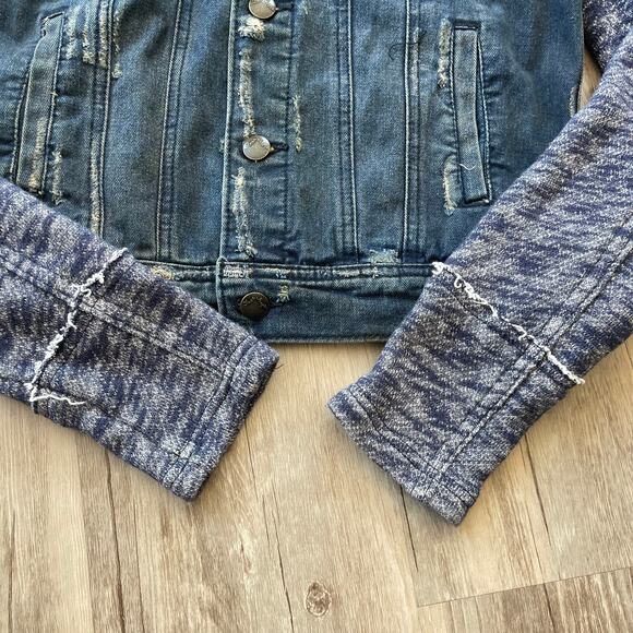 Free People Women Distressed Denim Knit Jacket XS Long Sleeve Boho Jean Shacket - Picture 9 of 10